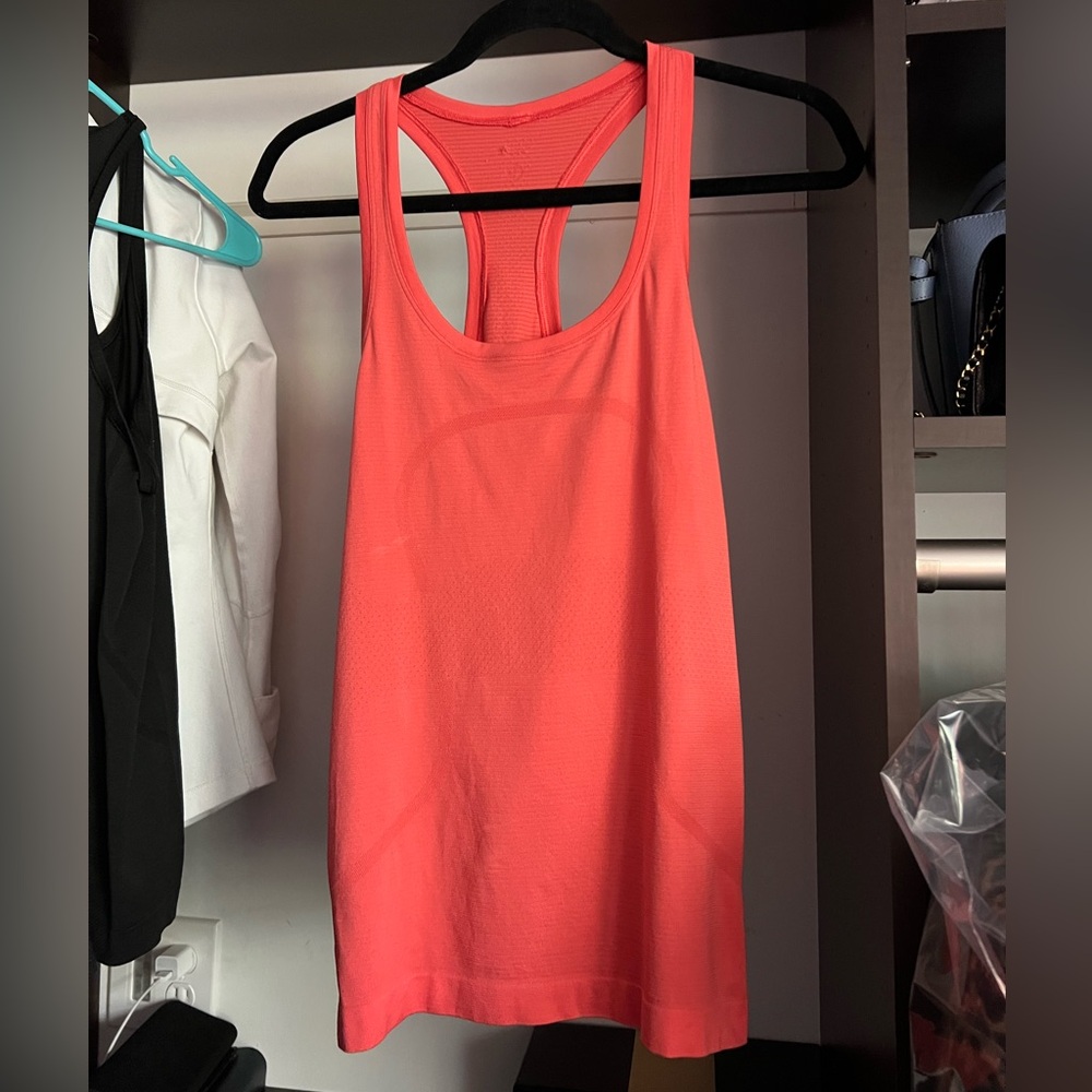 Lulu Lemon Swiftly Tank Hip Length